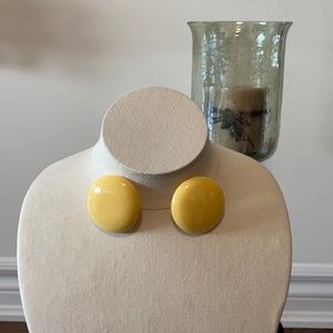 Retro yellow stud earrings